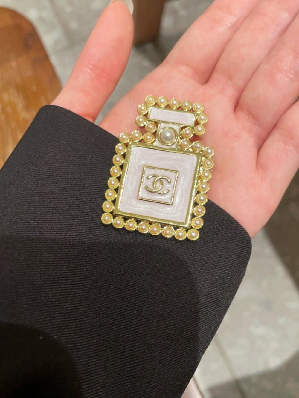 Chanel Brooch - Picture 3 of 4